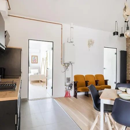 Apartman Quiet Retreat Next To Szimpla Garden - Special Offer